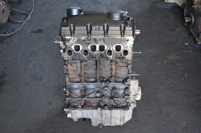 Двигун BRS 03G100033H Volkswagen Transporter V 1.9 tdi